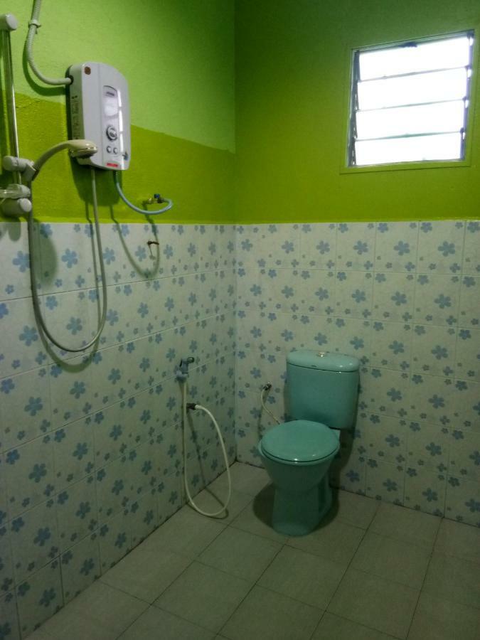 Taman Negara Rainbow Guest House Куала-Тахан Экстерьер фото
